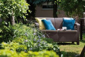 Диван пластиковый Корфу (Corfu love seat) коричневый - серо-бежевый* в Глазове - glazov.ok-mebel.com | фото 4