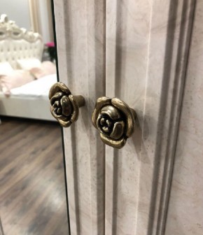 Шкаф 2-х створчатый Афина (крем корень) БЕЗ Зеркал в Глазове - glazov.ok-mebel.com | фото 2